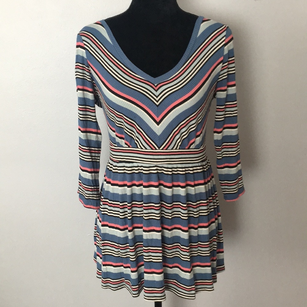 Jessica Simpson Maternity Top